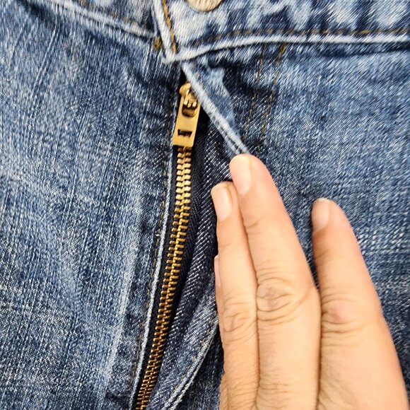 Levis Jeans Mens 40x30 Blue 559 Relaxed Fit Straight Leg 100% Cotton Denim - Picture 3 of 14